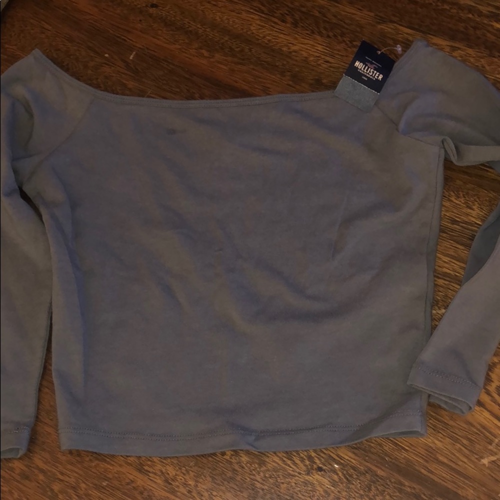 NWT Hollister long sleeve crop top size small